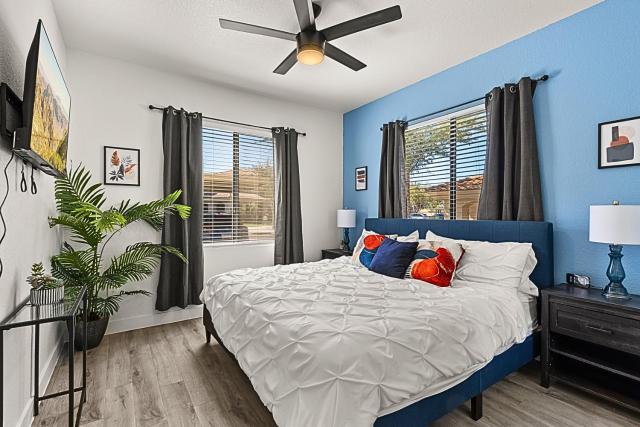 Relaxing ASU Stay Pool, Gym & King Beds