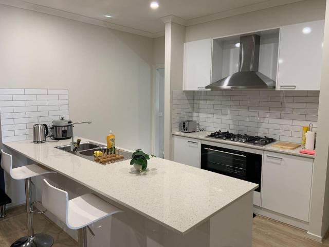 New 4.5 BR Modern Home in Clyde, Victoria