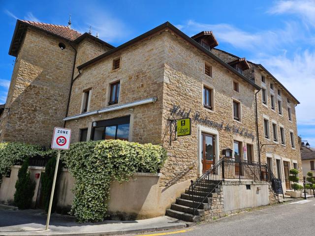 Logis Hôtel-Restaurant Le Val d'Amby