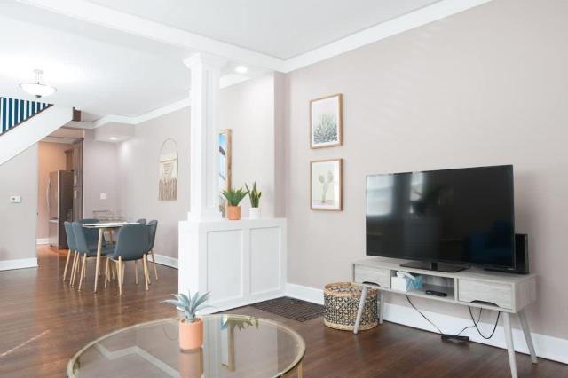 Adorable Broad Ripple Duplex