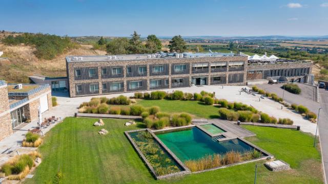 Hotel Vinice Hnanice