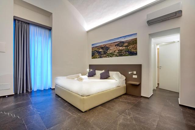 Ad Maiora - Design Rooms