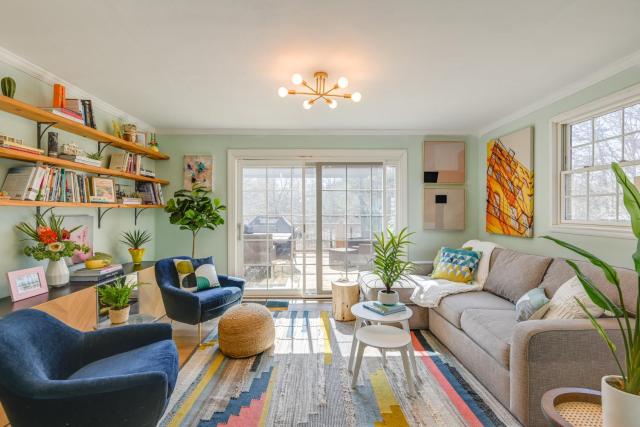 Family Home w/ Furnished Deck in Fairview!