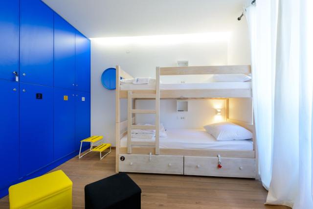 Hostel Sea Breeze