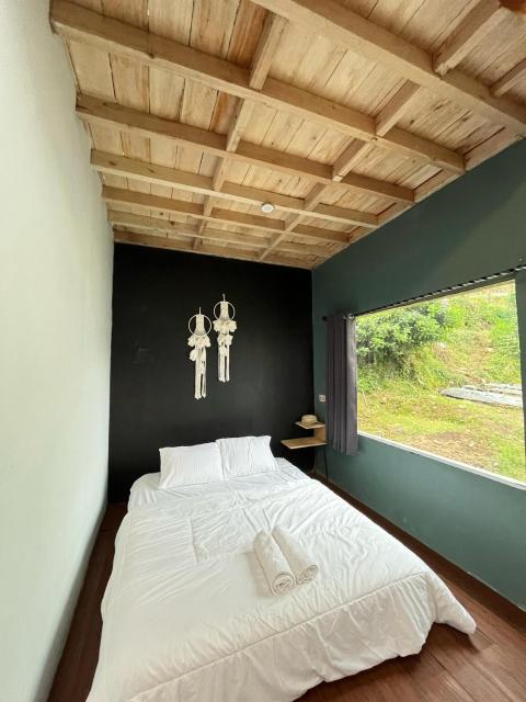 Nazma cabin house