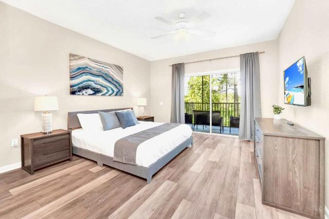 Near Disney - 3BR Condo - Pool and Games