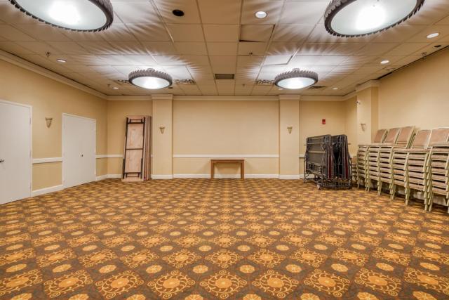 Gardentree Hotels Memphis East near I 40