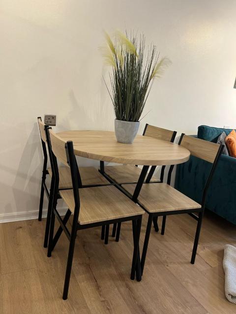 Apartment facing Covent Garden station