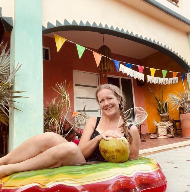 Pineapple Mansion