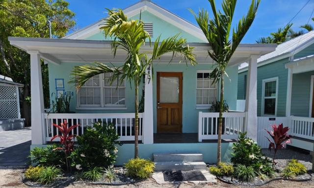 Lighthouse Suites Collection