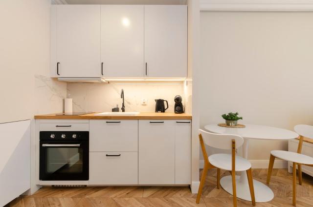 SKY Home-Sun Apartament -Manufaktura, Bezpłatny Parking, Dostęp na kod