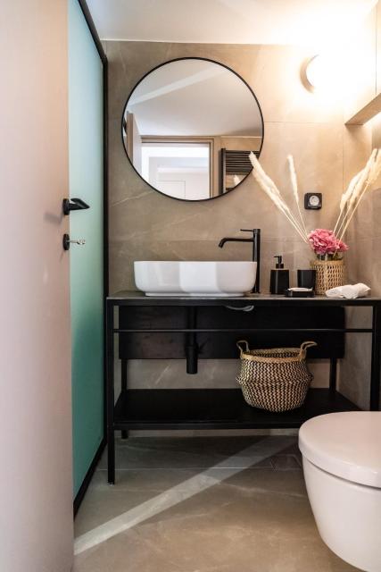 Central Athens Spacious Boho Retreat In Acropolis