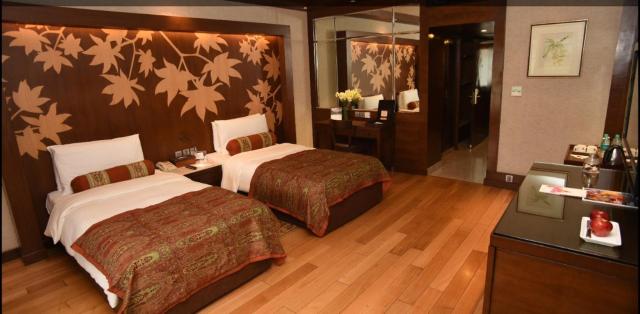 The LaLit Grand Palace Srinagar