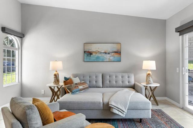 Mesquite Modern Dream