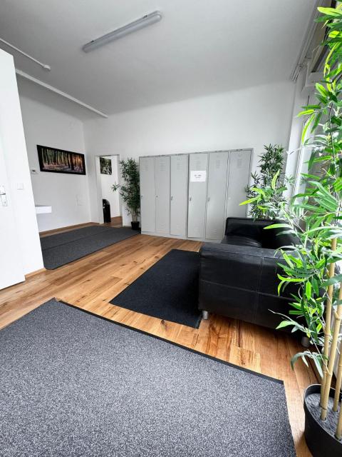 Robin Wood Capsule Hostel