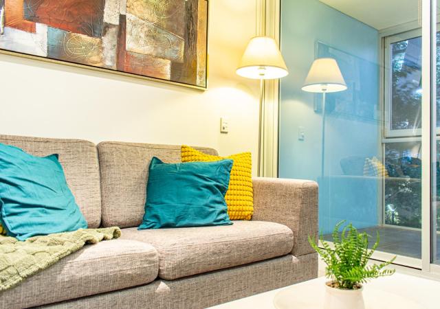 Koala Nest Central Adelaide 1BR Apartment with Pool & Sauna - Koala Stay