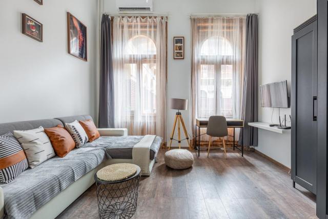 Designer studio apt 2