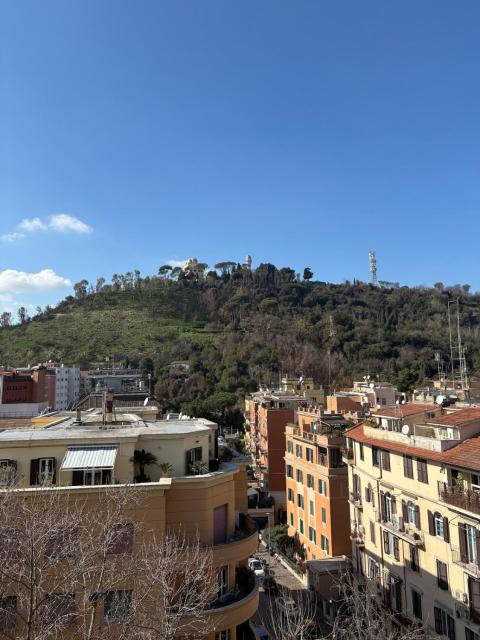 Casa Alice Near Vatican City - Modern, High Floor with View