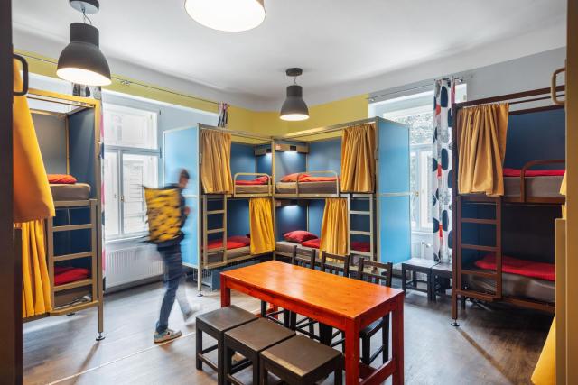 Hostel Elf