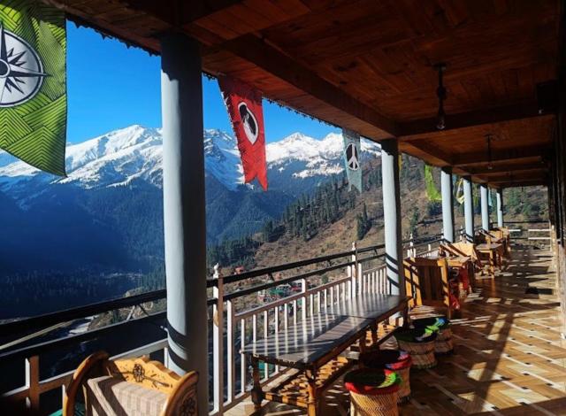 Pahadibliss hostel tosh