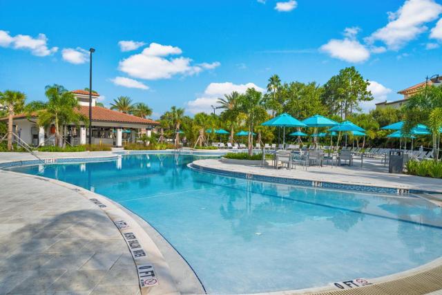 New Modern Vista Cay Reserve Condo - 6007