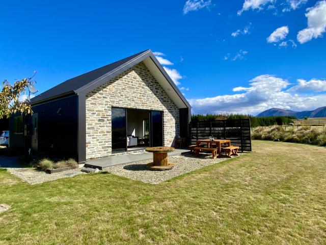 The Schist Cabin