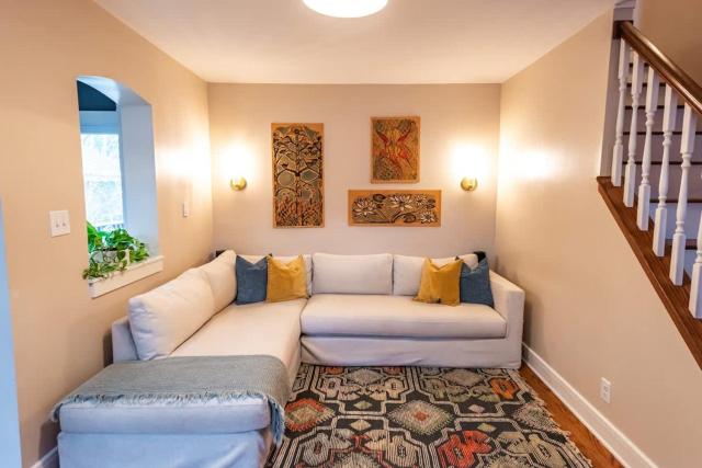 Cozy East Nash Home w Big Yard