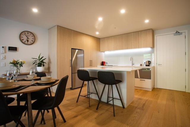 Urban Haven 2-Bed Retreat