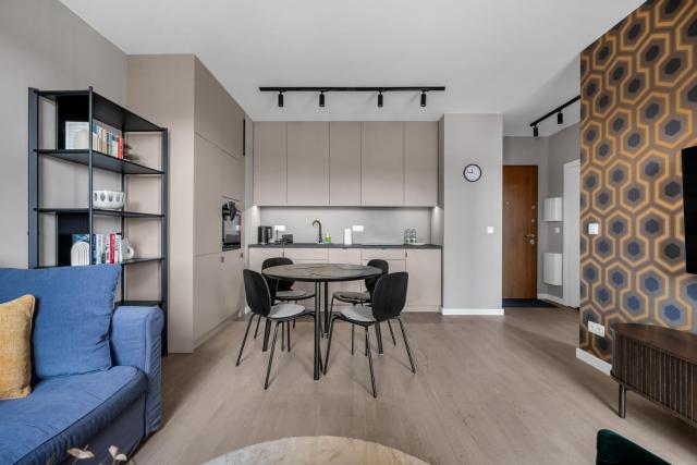 National Stadium Riverside Apartment by BookingHost