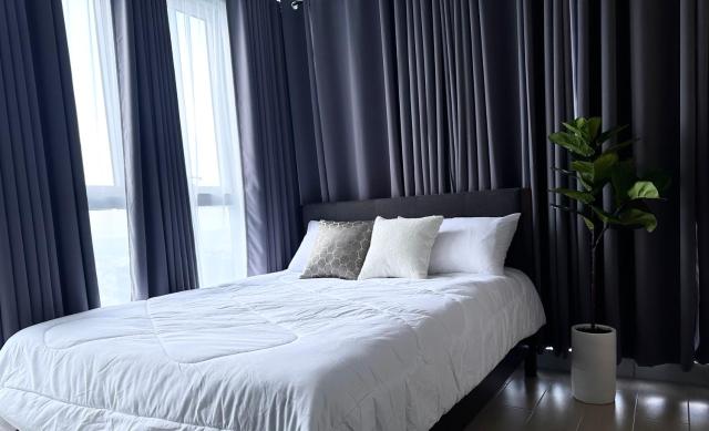 Spacious Modern Suites with Amazing City View