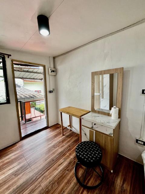 Chubbi 5 Room24