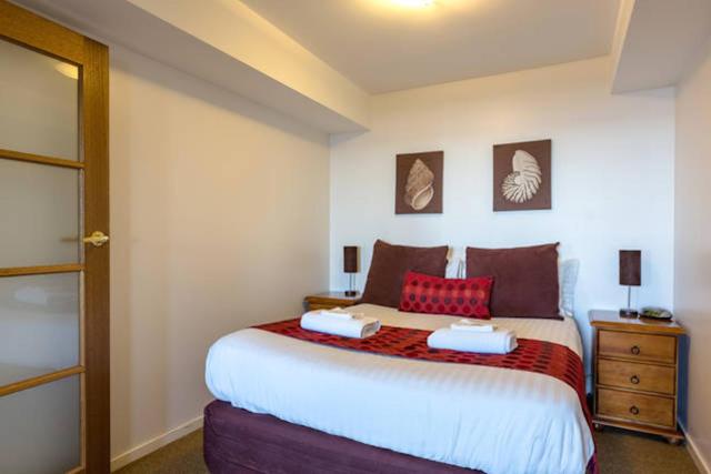 Beachfront Apartment Blackmans Bay