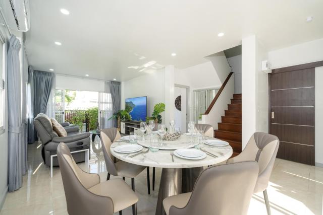 Duplex Style 3-BR Corner Private Pool Villa