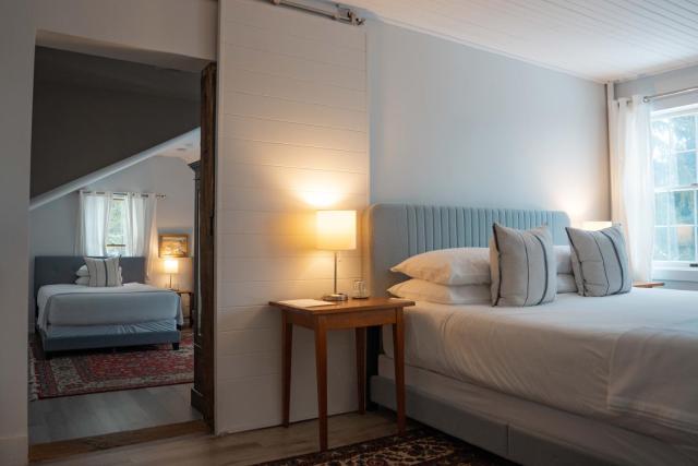 South Landing Inn