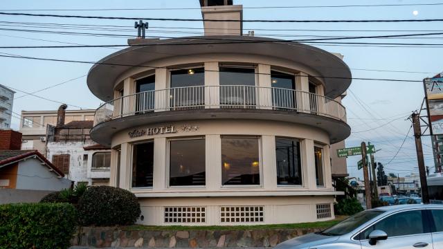 Altair Hotel