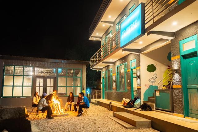 Traverse Hostel Kasol - River Access