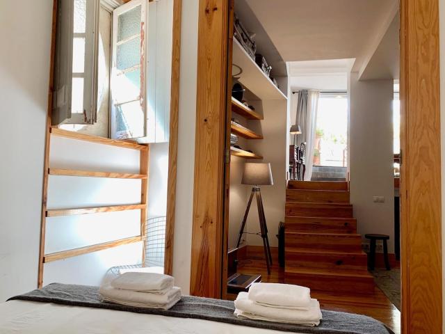 Sunny Apartment in Town with Terrace