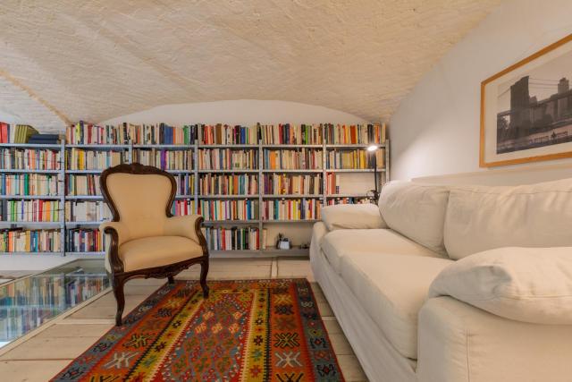 L'angolo del libro by Wonderful Italy