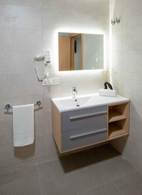 Agora Hostal