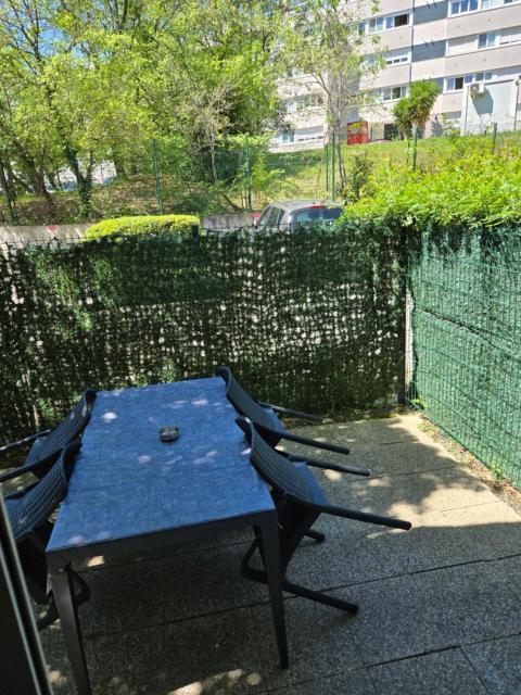 T2 Montpellier plein sud clim wifi terrasse de 16m2