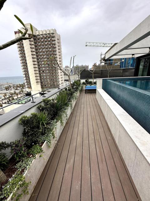 Ultra Luxury Beach Penthouse