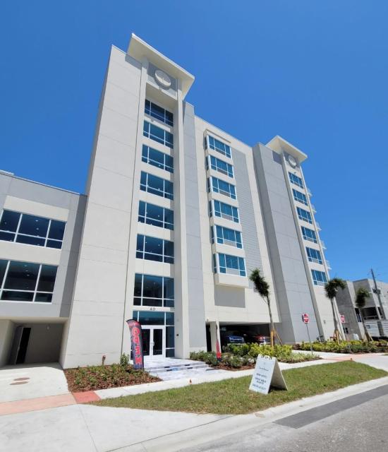 ChartHouse Clearwater Beach Marina Hotel