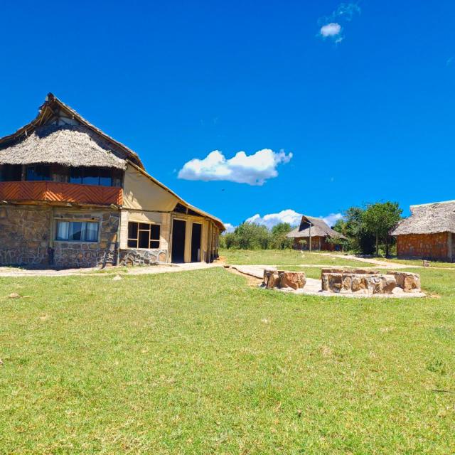 Orng'atuny Mara King Camp