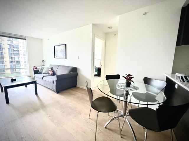 Fabulous and convenient 2B2B close to Richmond center