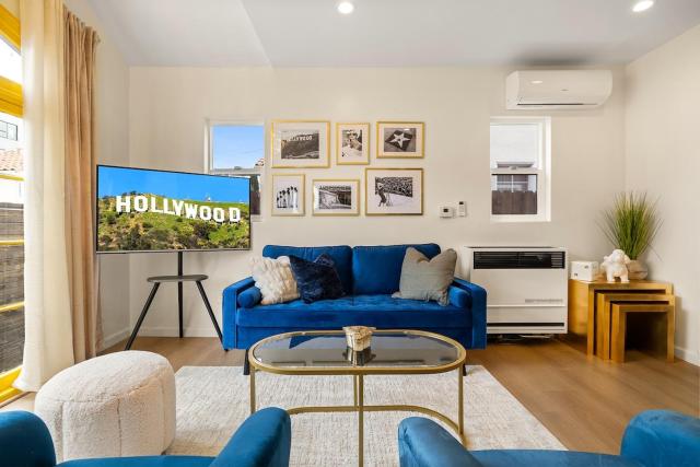 Hollywood Glam Hideaway - Steps to Walk of Fame