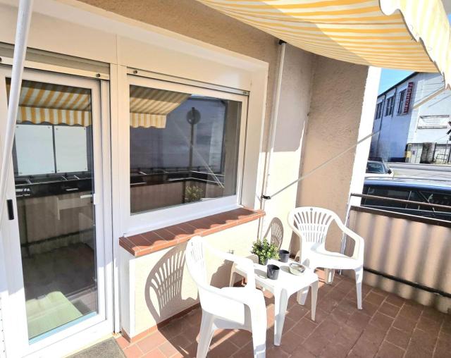 Moderne Monteurwohnung mit Balkon, Einzelbetten, voll ausgestattet, kostenloser Parkplatz & WLAN in Hagen - HL01