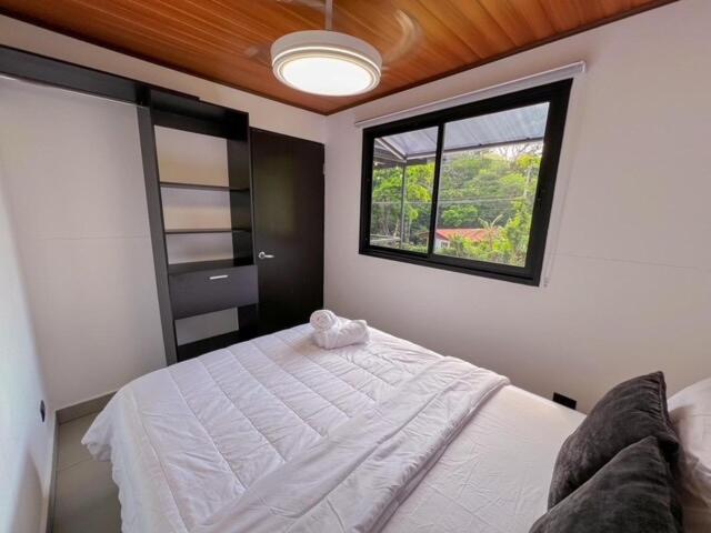 Monarca's Rural Container Studio