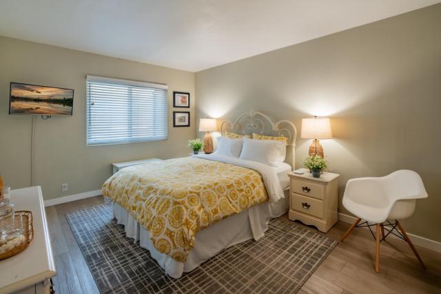 Carpinteria Dreamin by Paradise Retreats