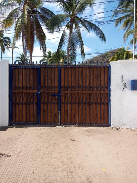 Ocean Front ground floor Bungalow Los Ayala, Mexico