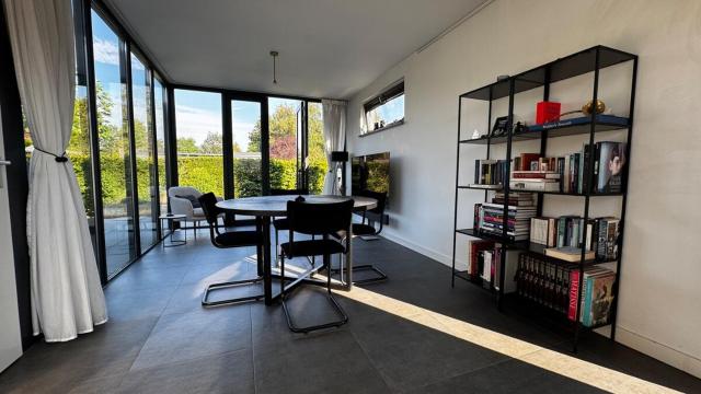 Modern bungalow with cinema